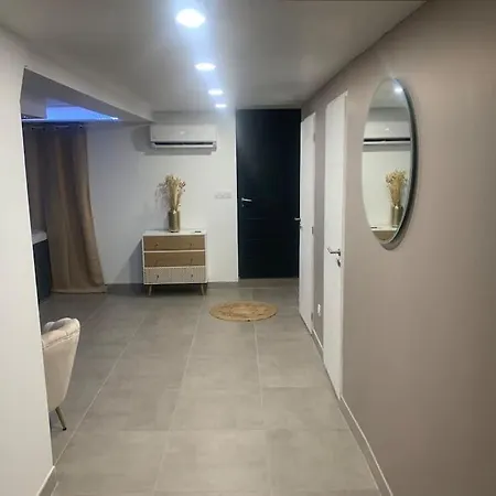Sandspa Logement Avec Jacuzzi Orange  Exterior photo