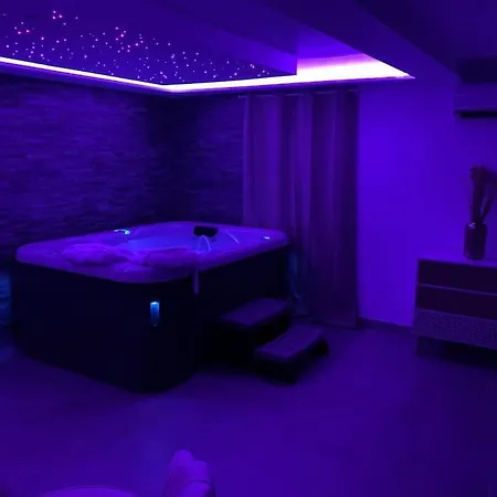 Sandspa Logement Avec Jacuzzi Orange  Exterior photo
