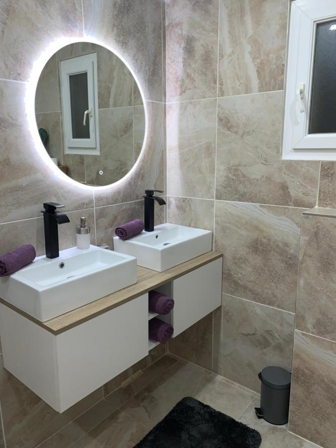 Sandspa Avec Jacuzzi Holiday home *