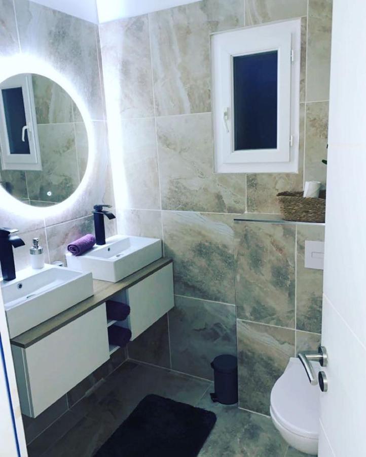 Sandspa Avec Jacuzzi * Orange (Vaucluse)